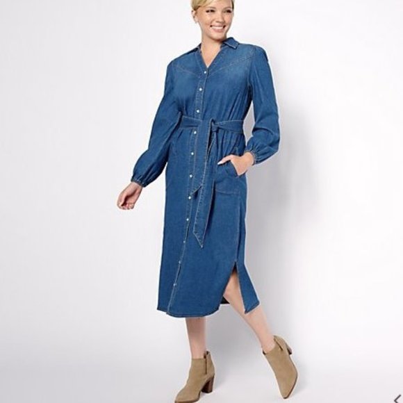 Canyon Retreat Dresses & Skirts - NEW Canyon Retreat Long Sleeve Snap Front Denim Dress with Belt, Large